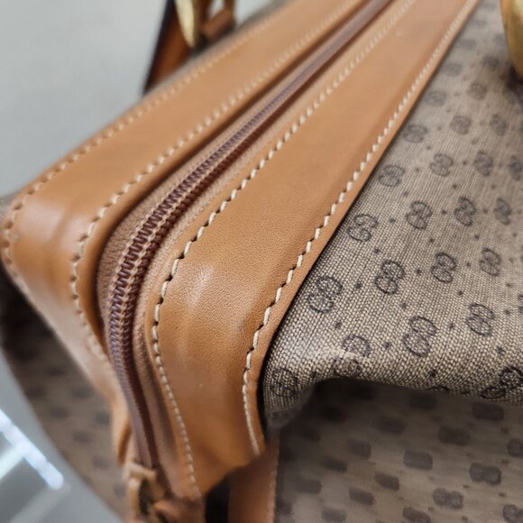 Vintage Gucci GG Luggage Set with Stripes - Picture 5 of 16